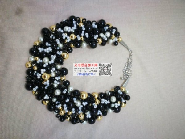 项链手工活外发,如图,串珠子,绕铁丝,寻