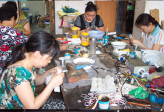 家庭妇女在家做手工活的成功案例